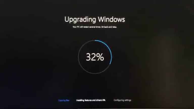 windows-10-update-stuck